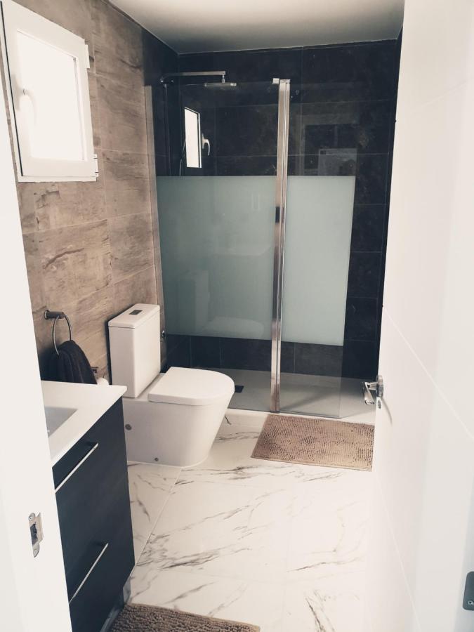 Beachside Apartment In Torrevieja Bagian luar foto
